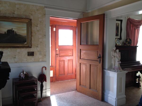 Building my picture file for our next film.
Frank's house.