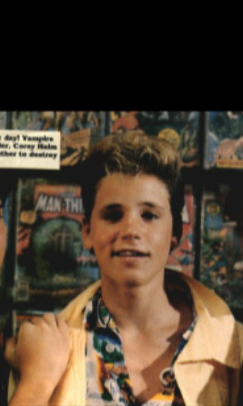 TKspoof's tweet photo. @NiallOfficial your the spit of corey haim subla http://t.co/jWop223IzT