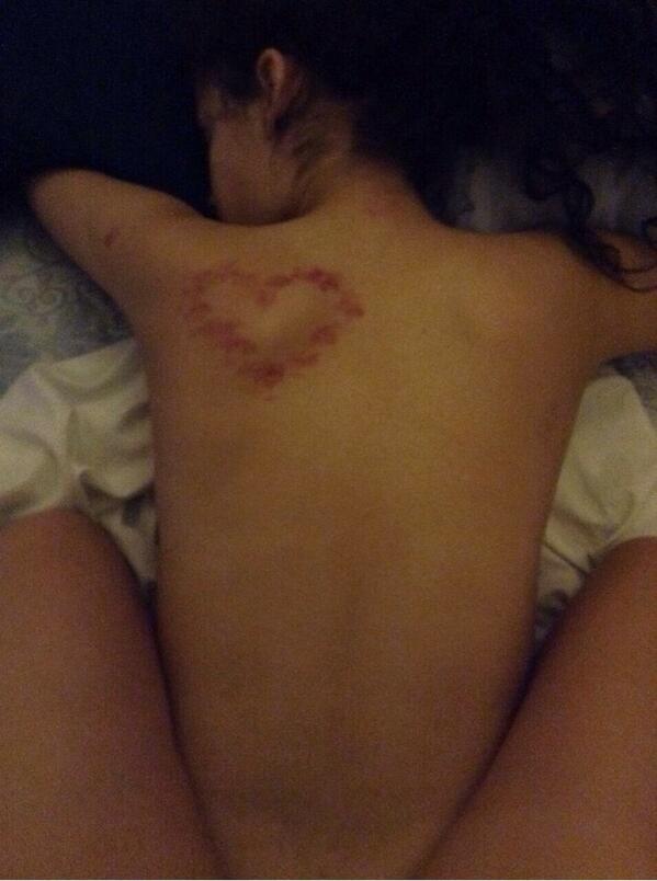 hoIdmeforever's tweet photo. relationship goals: http://t.co/J8Ly4eVhp3