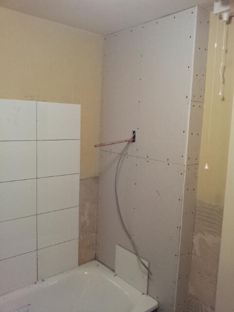 HiProHeating's tweet image. Bathroom taking shape. Thanks @toppstiles