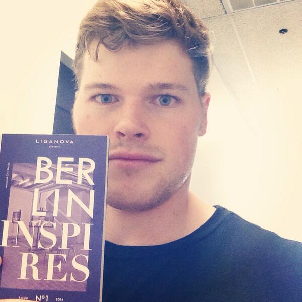 rywillhow's tweet photo. Great places inspire. Berlin ist #armabersexy http://t.co/U4imbFjs5v
