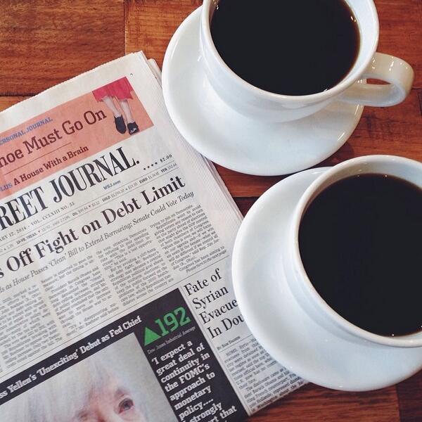 peterjwu's tweet image. Snow day coffee. #chemex #coffee #handpour #newspaper #snowday #joecoffee #joecoffeephl ... ift.tt/1g2i6aE