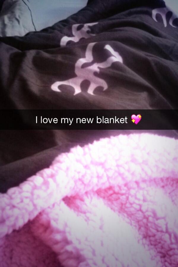 brittlesmagee's tweet photo. #Browning #pink http://t.co/iGQId9kvY4