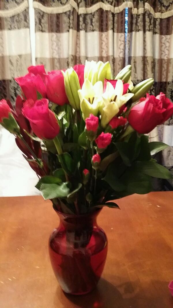 _NoneBetter's tweet image. My hubby sent me these, how sweet!