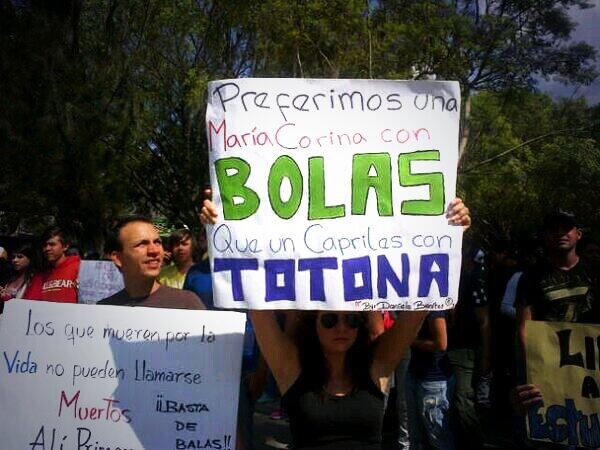 AnthonyDaquin's tweet photo. @GenPenaloza @Diego_Arria @louramd @lacorreanews Una imagen lo refleja todo @MariaCorinaYA http://t.co/mKpPLanlOK