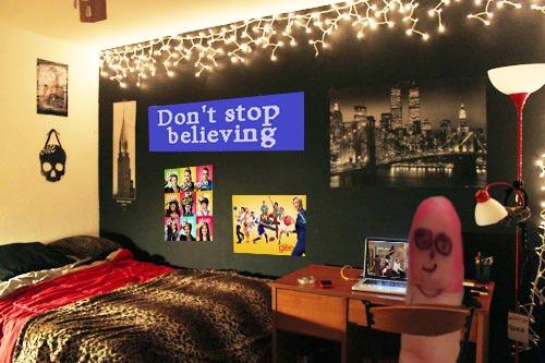 PatriciaCMCom's tweet photo. Chloe se volvió adicta a glee y su vida empezó a ser más alegre #PensamientoCreativo #StoryFinger http://t.co/iv1U9dc8NB