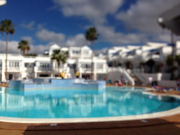 Debidoobi's tweet photo. Miss you already Lanzarote (11am today) - too cold in UK 💦💨 http://t.co/0s6Z4H1VwY