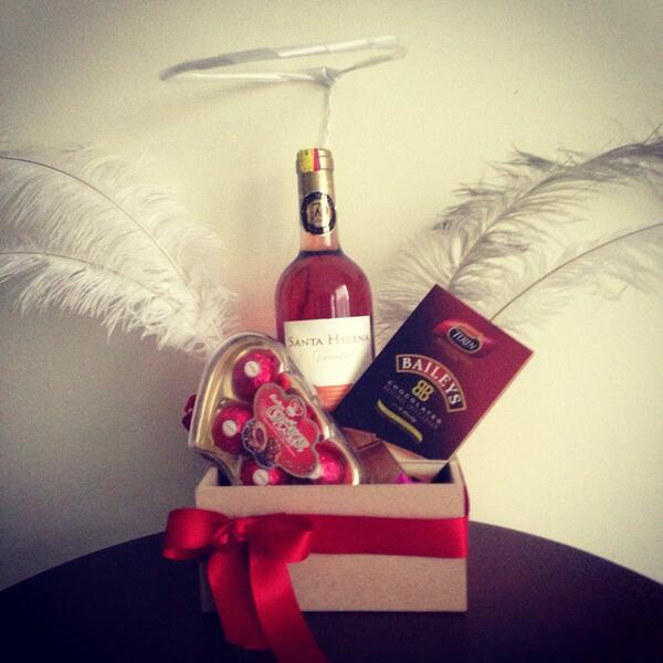 SorpreDivertida's tweet photo. Que opinan de nuestro regalo recomendando para San Valentín? #SorpresaDivertida #SanValentin #Regalos http://t.co/YHRAEtw2CH