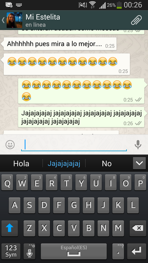 Sendy294412's tweet photo. Como me gustan las conversaciones con ella!! Te loviuu!! http://t.co/IvSud1vMFO
