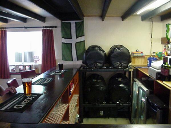 DevonGoodPub's tweet photo. Red Lion, Exbourne. Superb real ale direct from the barrel.
http://t.co/RvXHoOybXC http://t.co/PUji1yiyMg