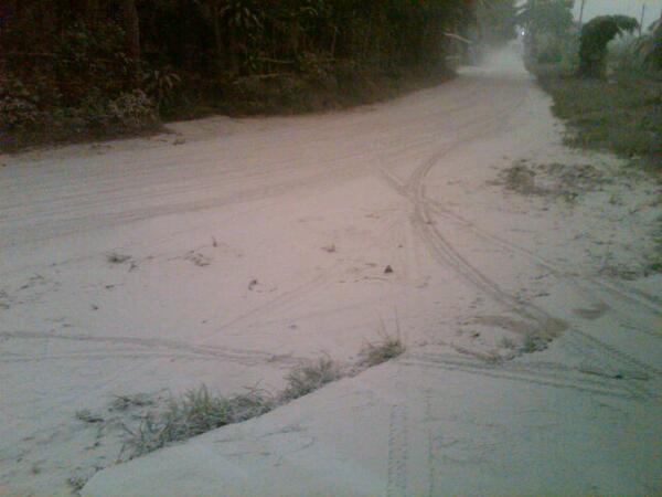 harrycacink's tweet photo. Jm 7.30 jogja daerah Sedayu jln wates http://t.co/m25X75JHIq