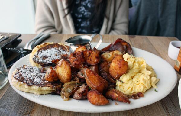 SunsetMediaWave's tweet image. Maggie Ma headed to Plow for brunch and was not into the French Toast. Those Potatoes though! bit.ly/1cAHnqe