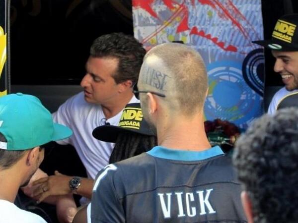 conecrewdir's tweet image. Bora reformar essa van?