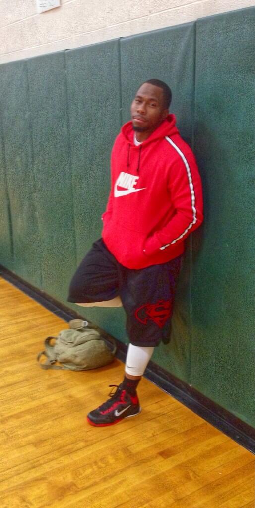 DB_CoachDeuce2's tweet image. These colors fit me well!! #hoopsession #REDBLACKS #RNation