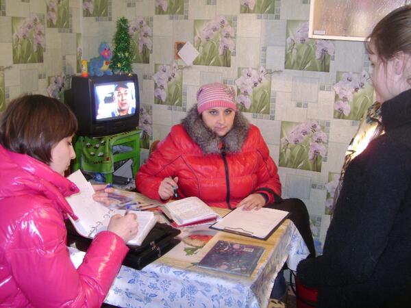 20.02.2014 г. КДН и ЗП осуществлен вечерний выезд мобильной бригады в семьи 14 подростков, состоящих на учете.
