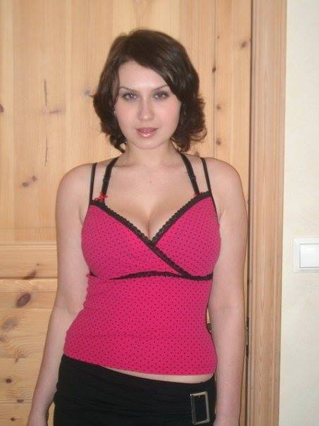 شرموطه وماما مبسوطه (@rnda2014) on Twitter photo 