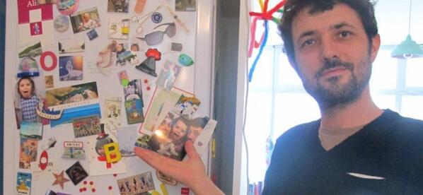 mouv's tweet image. Un micro dans le frigo de @AlbindelaSimone &amp;gt; lemouv.fr/diffusion-un-m… #Webline