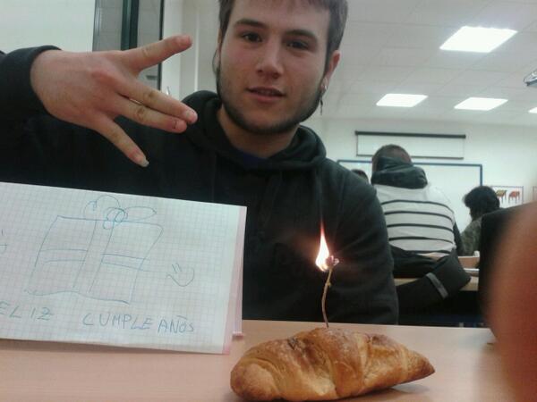 JoseGranadaDj's tweet image. Celebrando el cumple de @nokierounijogey con @AceleratorHash y @GuilleR__G felicidades mamon 🎉🎉