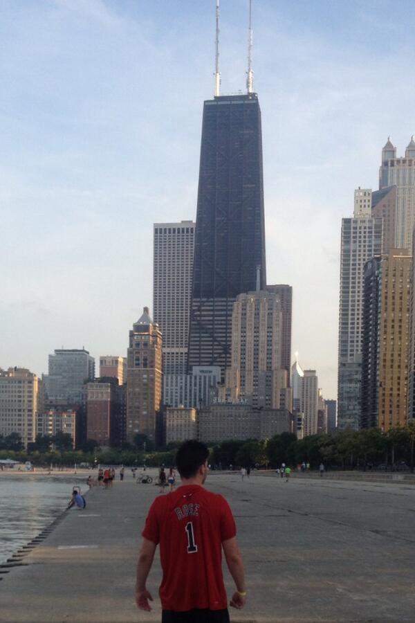 MickHTP's tweet image. Dreaming of your #J1 summer in Chicago? Tune in to @spin1038 @ 2:25, I'll be talking all about this incredible city!