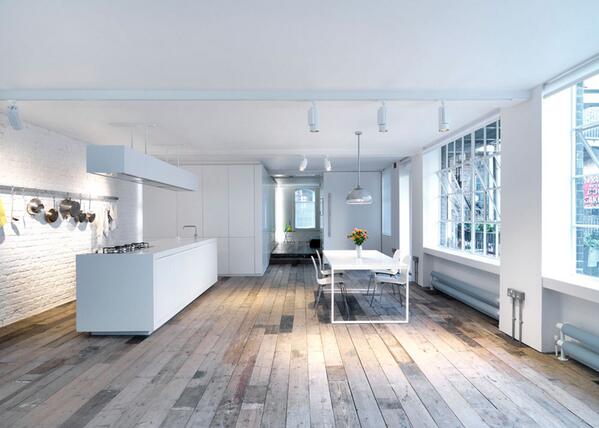 “<a href="/Dezeen/">Dezeen</a>: London apartment featuring floorboards salvaged from a chapel: dezeen.com/2014/02/18/war… ”