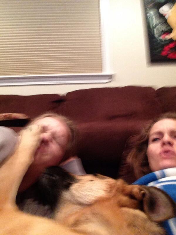 AveryTaylor22's tweet image. I can&apos;t believe I just captured this moment hahahaah #kungfudog