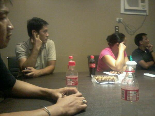 RElcano's tweet image. Ofis mèting w/me!