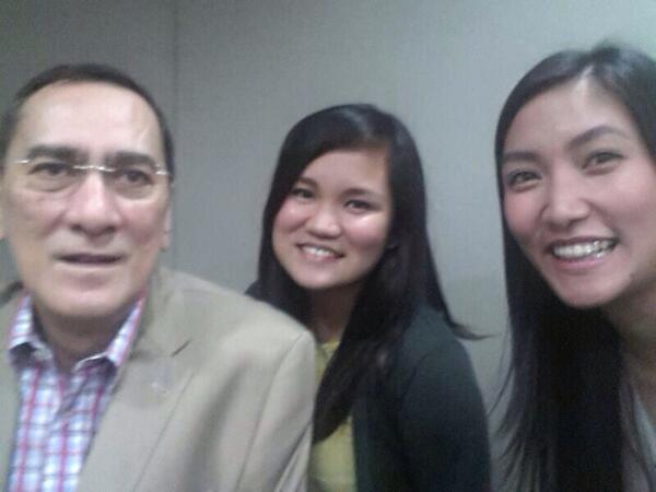 ToniSamson's tweet photo. Selfie with CME! @SMEG_LOL #SWTB http://t.co/IM89QhkTgH