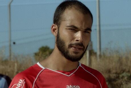 VSPserie's tweet photo. ¿Quién es quién en #ElPríncipe? Nasser Saleh es Karim, amenaza para @FatimaBenBarek q sabe algo sobre #DóndeEstáAbdu http://t.co/POedgPtUKt