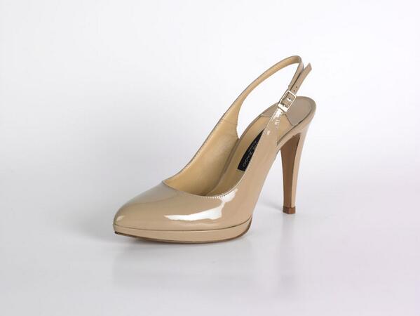 "#Decoltè beige in vernice: #comodità ed #eleganza firmata Zago! zagoalberto.com