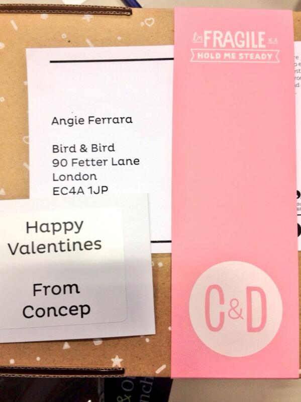 misswiilliams's tweet image. @GoAngie look what arrived for you! #ValentinesDay