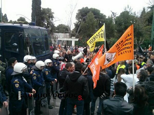 Σύνδεσμος ενσωματωμένης εικόνας