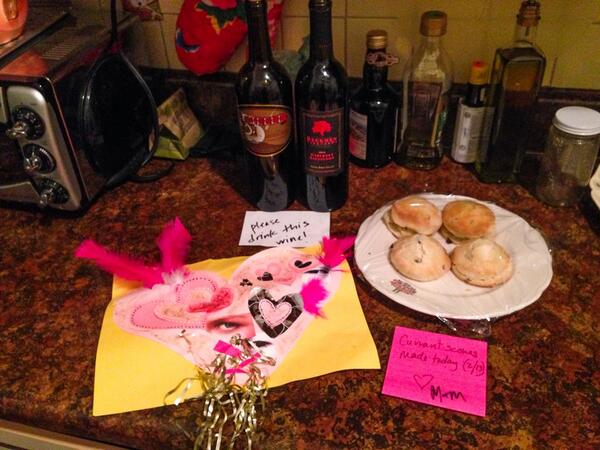 WitkemHouse's tweet photo. Valentine's eve at Witkem http://t.co/9polsEjrwx
