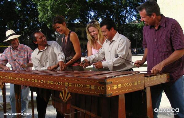 "<a href="/TurismoEconOax/">Dont follow</a>: Buenos días, es momento de disfrutar del fin de semana  #Oaxaca. ¡Tienes que vivirlo! <a href="/PromoTurMx/">PromoTur México</a> "