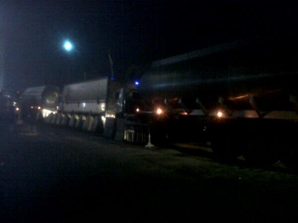 TMCPoldaMetro's tweet photo. 22.05 lalulintas dari Ciawi arah Sukabumi padat http://t.co/e4R7OyVldx foto @Luciananisa