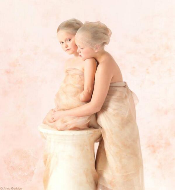 MeningitisNow's tweet image. Photographer @annegeddestweet continues her international meningitis #awareness campaign&amp;gt; mnow.co.uk/1lUOe7F