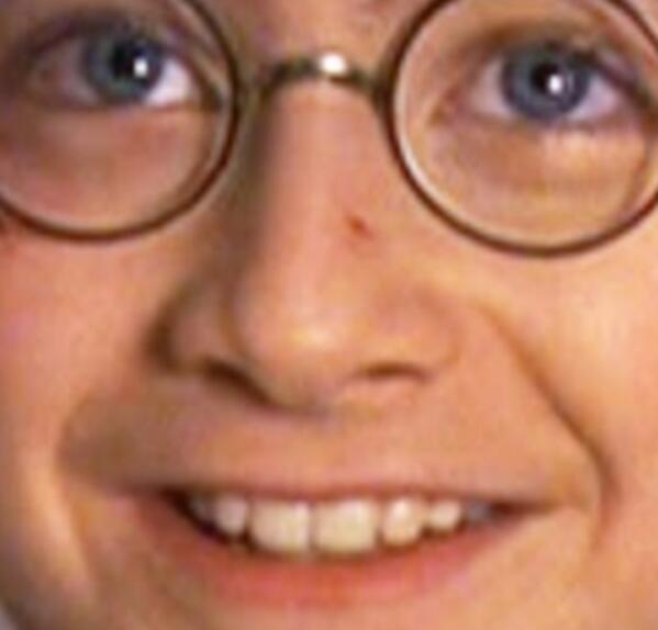 Celebrity Close Ups tweet media