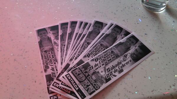 magoru97's tweet photo. Pues ya estan las entradas de #NOEL que nos visita en @saladiscoeden qien quiera entrada que contacte cnmigo por MD! http://t.co/jLySSkC7bB