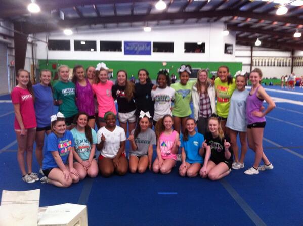 Happy Valentine's Day from the sweet and spicy Apples!!
💌💌💌💌💌💌💌💌💌💌💌💌