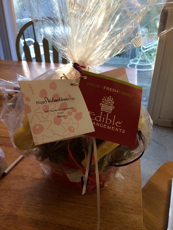 ShmemBrojaz's tweet image. @courtbieman for the win this valentines day #mattrocks