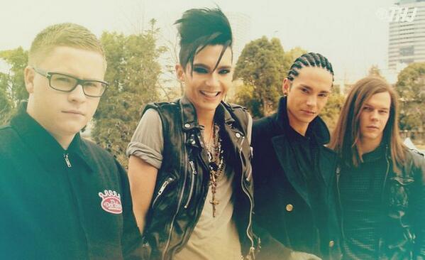 Билл каулитц(группа tokio hotel). Токио искитим. Рок искитиме группа токио хотел. Группа tokio hotel 2007. Рок группа tokio hotel.