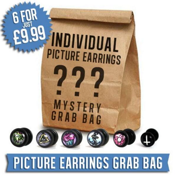 CustomPlugs's tweet image. 6 totally random picture earrings from our 20 available designs for just £9.99. ukcustomplugs.co.uk
#ukcustomplug