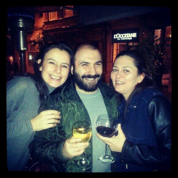 GoodMoodPera's tweet photo. Biz haziriz :) @oguncanay @fulianahum  hadii kacirmayin,muhtesem bi playlist ile sizi bekliyoruz http://t.co/mj49pSM60K