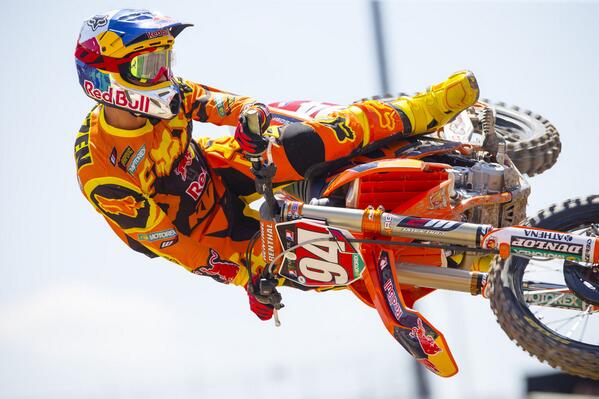redbull's tweet photo. Whip or Scrub? Blondes or Brunettes? SX or MX?  20 Q's with @KenRoczen94 http://t.co/ThhiFRKQos http://t.co/nDwr5rxSMK