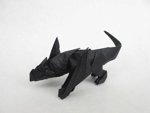 CapcomUSA_'s tweet photo. More @MonsterHunter origami for ya! This time, Nargacuga and Tigrex: http://t.co/hfTKyDZvEz http://t.co/dg9ZjApWR4
