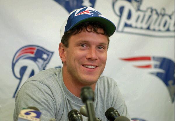 zastiles's tweet photo. “@Patriots: RT to wish Patriots HOF'er @DrewBledsoe Happy Birthday! http://t.co/pMneUq0AUN”@Bledsoefan93
