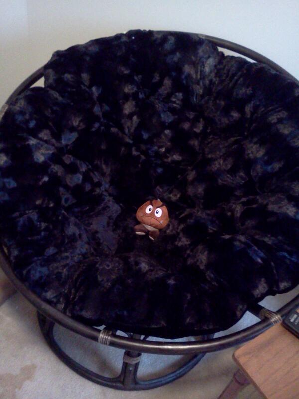 ThinkEntNet's tweet image. I totally have a hot date tonight. Sorry, boys. #GamerLove