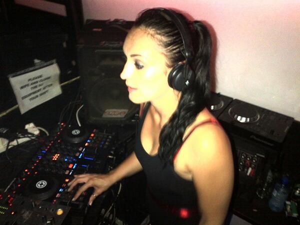 ThrobbMedia tweet media