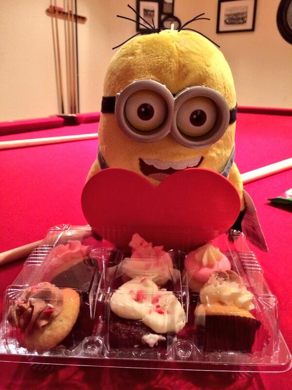 robynlingard24's tweet image. my valentines day gift is the sweetest ❤️😍 #mikeisthebest