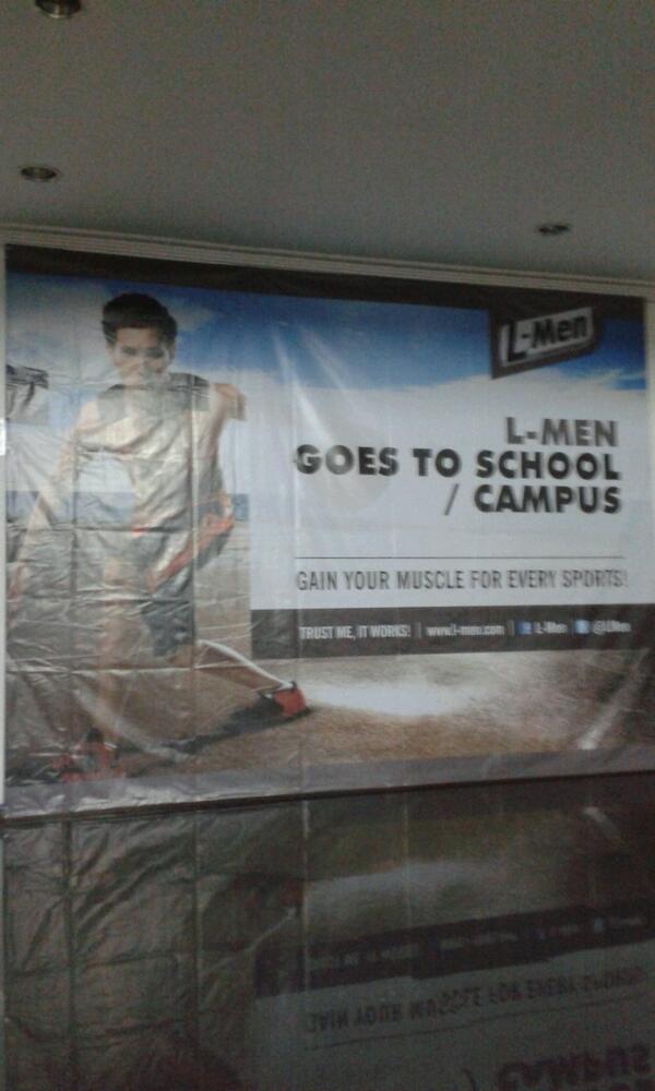 ayoupoe's tweet photo. L-men goes to school d SMA tunas daud bali.... http://t.co/DtRZs9bBnH