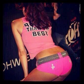 AstoundingMaria's tweet image. Pink for Valentines day!